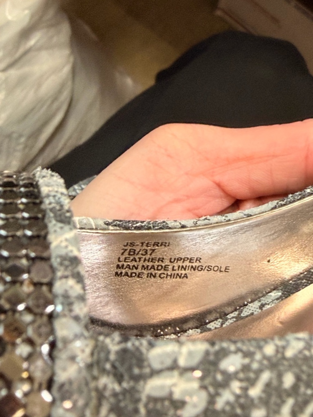 NWT! Jessica Simpson Gray Snake-Print Platform Peep-Toe Heels - Picture 12 of 16